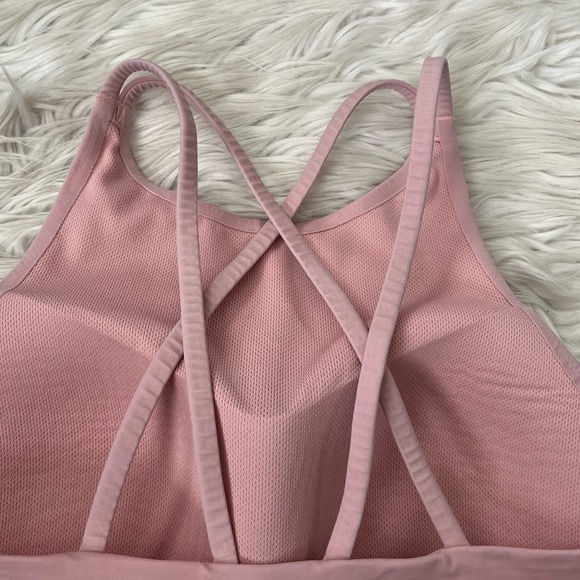 {Lululemon} Like a Cloud High-Neck Longline Bra Light Support, B/C Cup in Pink 6 - Picture 9 of 9